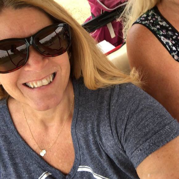 Meet your Posher, Laurie - Picture 1 of 1